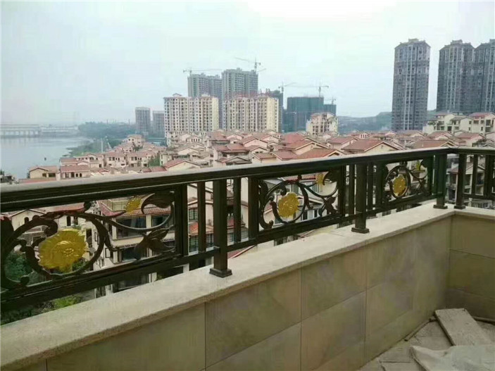  鋁藝護(hù)欄制作廠家